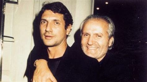 gianni versace y antonio d& 39|Morto Antonio D’Amico: i 15 anni d'amore con Gianni .